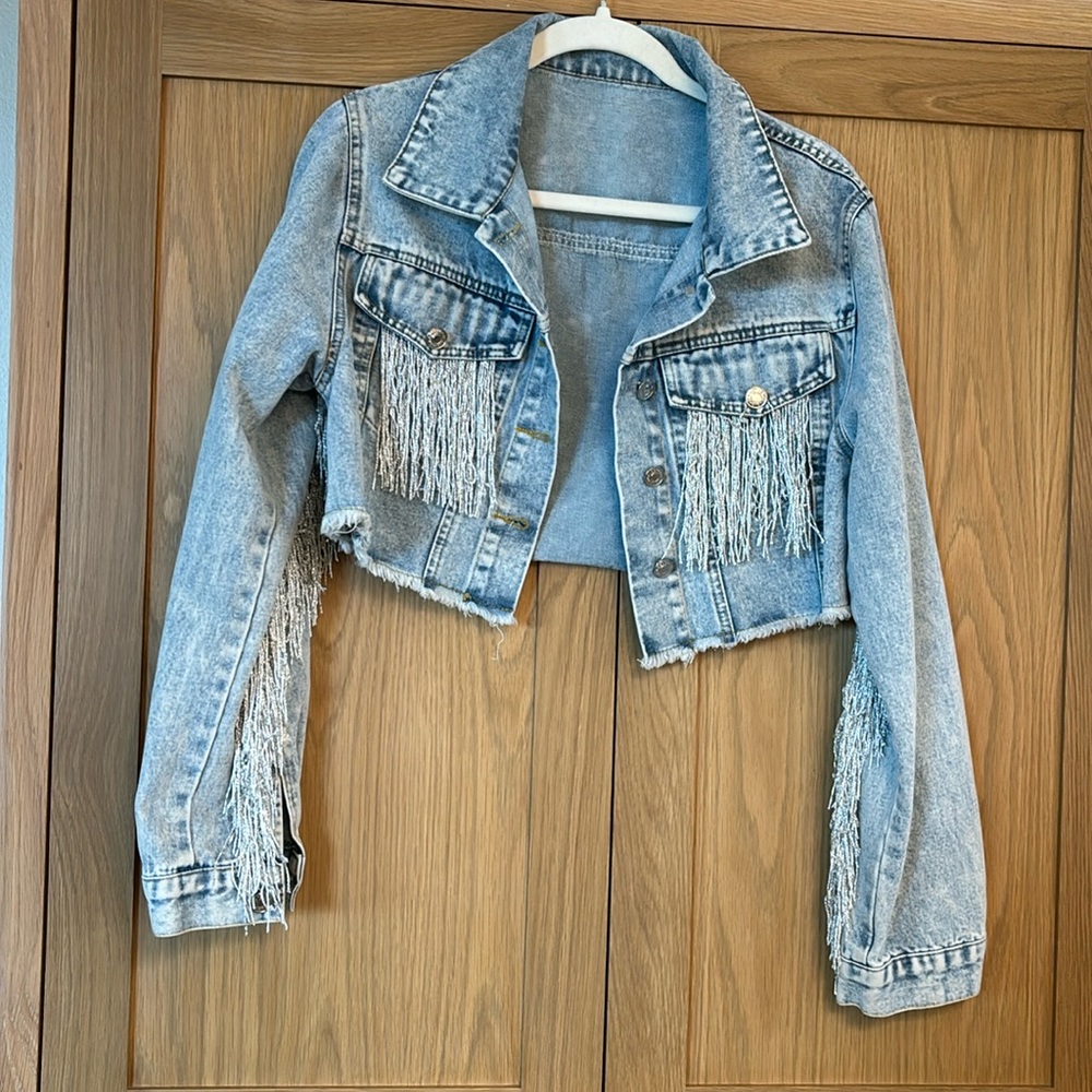 SHEIN Cropped Fringe Jean Jacket Size M